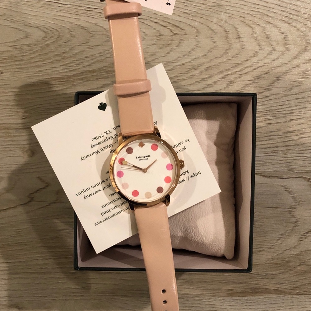 BNWT KATE SPADE LIMITED EDITION WATCH.
